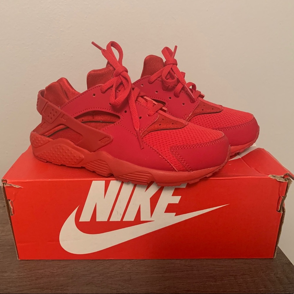 Size 3 Red Huaraches